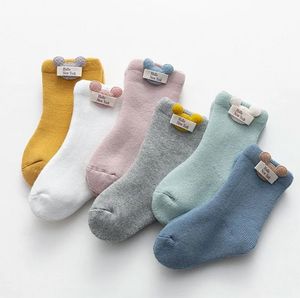 Decorações de Natal meias para bebê inverno pelúcia espessada recém-nascido meio longo tubo meias quentes C343