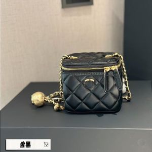 Designerskie torby do makijażu luksusowe torba crossbody torba na ramię małe łańcuch z małą złotą kulą damską torbę szminką pgki