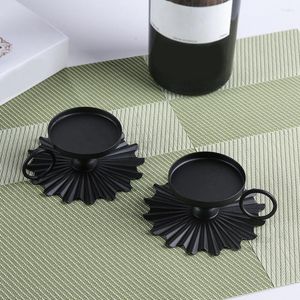 Castiçais estilo rústico titular elegante conjunto de ferro vintage com base scalloped design alça redonda para decoração de casamento