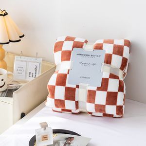 Filt retro checkerboard pläd flanell filt mjukt varmt kast kontor soffa omslag sängen utspridd gåva 230920