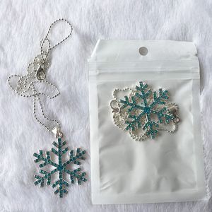 Bling Silvery Blue Snowflake Pendant Necklace Girls Jewelry Diamond Strass Snow Necklace Cosplay Accessories Girls Necklace Xmas Gifts M044