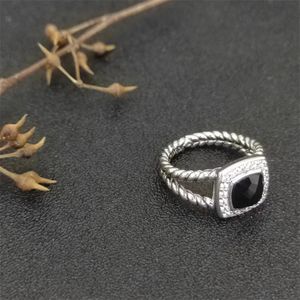 Dy Classics Band Rings Dy Twisted Two Color Cross Pearl Designer Ring for Women Fashion 925 Sterling Silver Vintage Jewelry Luxury Diamond Wedding Present grossist