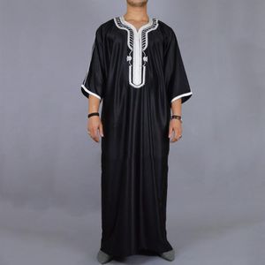 2023民族衣類イスラム教徒の男性Kaftan Moroccan Men Jalabiya Dubai Jubba Thobe Cotton Long Shirt Casuare Youth Black Robe Arab Clot332c