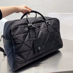 2023 Designer Duffle Bag Mens Travel Bag Crossbody Bolsas de Ombro Carry On Bagagem Mulher Luxurys Bolsas 5A