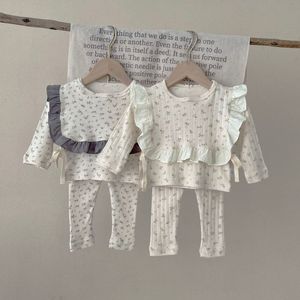 Clothing Sets born Set Autumn Fashion Baby Girls Suit Floral Top High Waist Pants Blouse Threepiece Clothes 230919