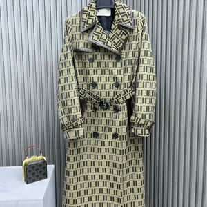 trench da donna firmati di lusso da donna giacca a vento giacca con stampa di lettere F cintura allentata trench lungo casual femminile