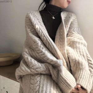 Foreign trade French single women's clothing clearance brand cut label winter mid length sweater Japanese vintage lazy style knitted jacket