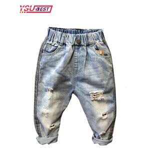 Jeans Koreanischen Stil Kinder Frühling Herbst Jungen Mode Loch Gerade Zylinder Casual Elastische Taille Kinder Lose Hosen 230920