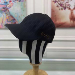 casquette per ragazza moda Classica griglia stampa donna uomo berretto da baseball Cappello da signora a strisce laterali in pelle Scatola inclusa Regalo preferito Sep01