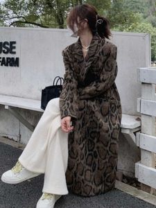 Women's Wool Blends Elegant Brown Leopard-Print Mid-Längd Coat for Women Winter 2023 Double Breasted Long Woolen Trench Overcoat Runway Fashion L230920