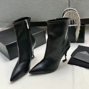 Opyum Anke Stivali a punta Stivaletto in pelle scamosciata Lettera tacco alto in vitello Suola in vera pelle per donna Stivaletti di lusso firmati scarpe con tacco calzature di fabbrica con scatola