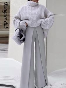 Kvinnor Tvåbitar byxor Elegant solida kvinnor Turtleneck tröja Set Chic Loose Tjock Top High midja Straight Pant Suit Autumn Lady High Streetwear 230920