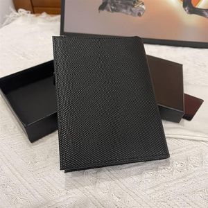 Kvinnor Passpåse Holder Cardholder Leather Wallet Cash Clip Men Coin Pocket Business Book Certificate Box Portfolio Purse230x