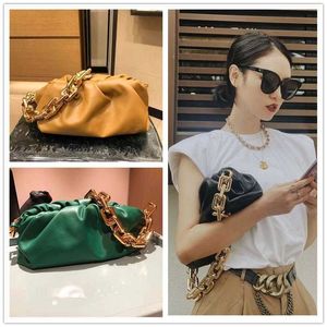 Botteg Venetas Bag New Dumpling Bags BVS 클라우드 디자이너 어깨 두꺼운 체인 휴대용 여성