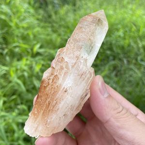 Dekorativa figurer 169G Natural Clear Quartz Tower White Crystal Points Candle Pineapple Cluster Reiki Healing Stone Home Decor 01