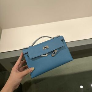 Una borsa di lusso kaily di capra Borsa in pelle di prima generazione abbinata a una catena con naso di maiale mini piccola, una lunghezza inferiore di 22 cm, una borsa squisita con una spalla PGG6