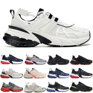 Homens Mulheres Running Shoes V2K Runtekk Daddy Shoe Couro Preto Branco Bege V2K Run Summit Branco Metálico Prata Homens Mulheres Treinadores Sapatos Esportivos Sapatilhas