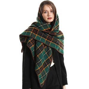 Halsdukar stickad rutig triangel halsduk tjockare vinter varmt sjal mode lyx varumärke pashmina filt bandana halsduk 230921