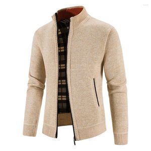 Męskie swetry wiosenne jesienne swetra Sweter Mężczyźni Masowe mody Slim Fit Casual Casual Płaszcze Solidne pojedyncze piersi