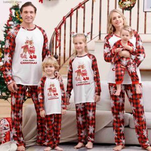 Family Matching Outfits 2023 New Family Christmas Matching Clothes Adult Kids Cartoon Cute Pajamas Set Casual Loose 2 Pieces Sleepwear Xmas Look Outfits T230921