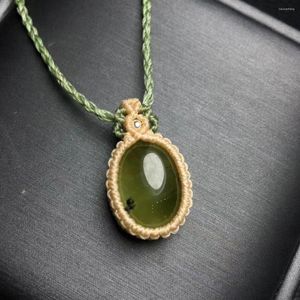 Estatuetas decorativas preço de atacado natural prehnite cura pedra preciosa pingente de cristal em forma oval elegante jóias presente para amigos