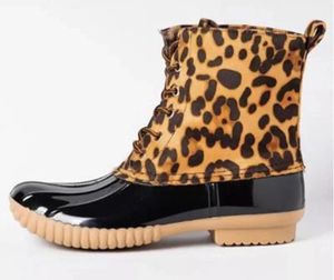 стильные непромокаемые короткие сапоги, женская обувь039s, обувь с леопардовым принтом, цвет, соответствующий моде Европы и США, большие размеры, кружево спереди, дождевик boo3370428