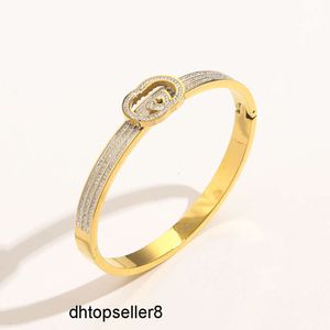 Brazalete de oro de 18 quilates superior para mujer Pulsera de diseñador Pulsera de diamantes vintage Joyería de marca de moda Regalo de acero inoxidable Pulseras de uñas Brazalete de niña familiar {categoría}