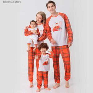 家族のマッチング衣装ママの娘のお父さんの息子マッチするパジャマのセットハロウィーンウェアファミリーカジュアルルーズ衣装ベビーロンパーファミリールックソフトスリープウェアT230921