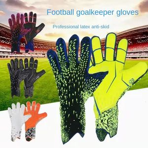 Sports Gloves Premium Soccer Goalkeeper Gloves - Thickened Wear-resistant and Breathable for Maximum Performance 230921