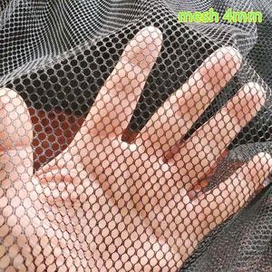 Inkubatorer 2m bredd Warp Sticked Mesh 2mm 4mm Fish Isolation Net Net Cage Bait Bag Tyg Hexagonal 230920