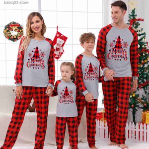 Family Matching Outfits Hot Sale 2023 Christmas Pyjamas Set for Family Mom Daughter Dad Son Matching Clothes 2 Pieces Suit Baby Romper Xmas Family Look T230921