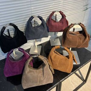 Y28 Öğle Yemeği Kutusu Bento Bag Dongmen Güney Kore Sonbahar/Kış Moda ve Çok Yönlü Basit Taşınabilir Bir Omuz 230915 ile aynı model