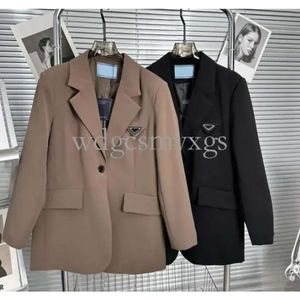 Outono feminino ternos blazers casaco designer botão jaquetas moda combinando invertido triangs carta ternos longos jaqueta de náilon onlye tops blazer