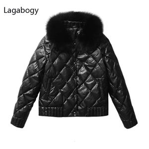 Kvinnor ner Parkas Lagabogy 2023 Autumn Winter Ultra Light White Duck Coat Women Warm Short Slim Puffer Jacket Kvinnlig riktig päls 230921