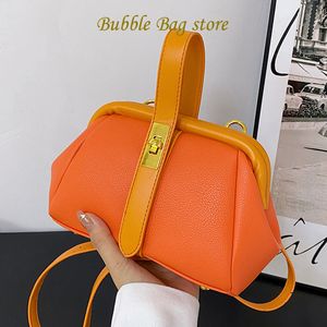 Kvällspåsar 2023 lyxdesigner kvinnor orange pu läder liten handväska silver skal klipp väska kvinnlig guld blå crossbody axel 230921