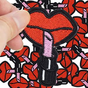 DIY Lipstick Patches na odzieży żelaza haftowane żelazo żelazo na łatach szycie akcesoria do odznaki na odzianej torbie2753