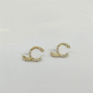 2023 Luxury Quality Charm Stud Earring with Diamond and Animal Design i 18K Gold Plated Have Box Stamp PS7589A311e