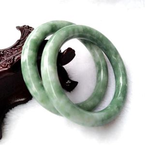 Bracciale rigido intagliato a mano con amuleto portafortuna per le donne, i suoi uomini, braccialetto di giada verde naturale, gioielli con ciondoli, accessori moda201E