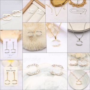 Jewelry Sets Brand Designers Letter Ear Stud Earrings Necklace 18K Gold Plated inlay Pearl Diamond Geometric Pendants Necklaces Chain Women Wedding Accessories