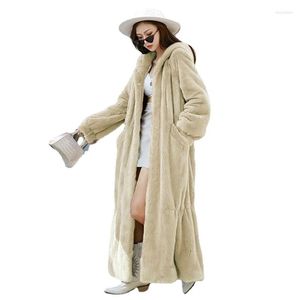 Pelliccia da donna Plus Size Cappotto sintetico Giacca invernale da donna Con cappuccio Lungo Peluche femminile di alta qualità Fluffy Teddy 2023 In Capispalla