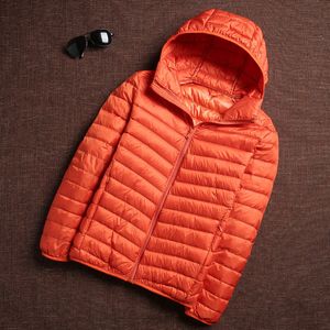 Herr ner parkor 6 färger män puffer jackor mens koreanska mode casual huva ultralätt förpackningsbart vatten och vindbeständig andningsbar lager 230921