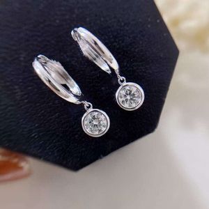 Customized Hot Sale High Quality 14k 18k Solid Gold Sterling Silver with Vvs 0.3ct Moissanite Diamond Earring for Fashion Lady