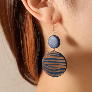 Designers nya örhängen Bohemiska cirkulär minimalistisk stil Kvinnorörhängen Geometrisk träkombination Pendant Kvinnorörhängen i lager