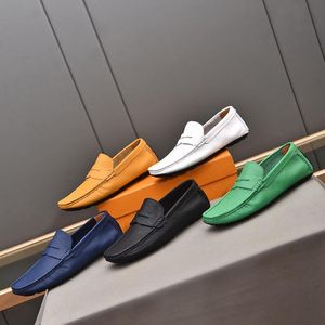 Män fritid Lätt som kör Casual Shoes Calfskin Fashion Brand Classic Design Flats äkta läder Soft Bottom Anti Slip Business Travel Slip On Loafer