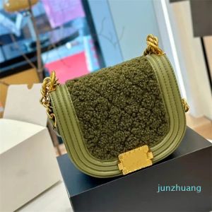 2023 new Women's Winter Crossbody Bag Flap Single Shoulder Bags Designer Lamb Hair Paired with Leather and Chain Fashion and Versatile 20*16cm