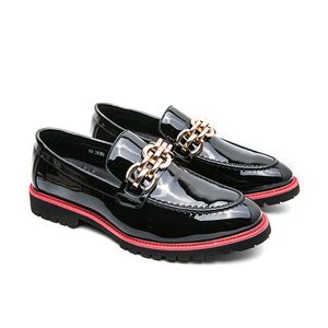 Lackleder-Herrenschuhe, luxuriöse, lässige Slip-on-formelle Slipper, Herren-Mokassins, italienische schwarze Herren-Fahrkleidschuhe für Jungen, Partykleid-Stiefel, 38–46