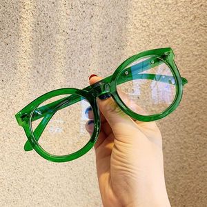 Fashion Sunglasses Frames 2021 Optical Glasses Oversized Cat Eye Frame Designer Rice Round Woman Transparent Green Eyewears217L