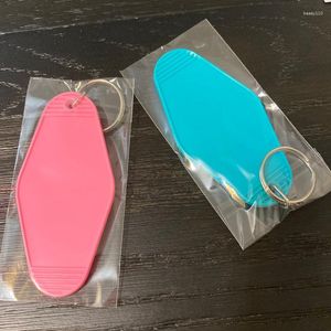 Nyckelringar 10st tomt DIY Anpassad logotyp ABS PLASTICS EL MOTEL FILM KEY Kedjor Tag Pendant Keyring Cafe Mail Box Gifts