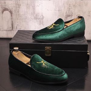 Fashion Embroidered Men Party Shoes Casual Luxury Formal Mens Loafers Italian Breathable Men Boat Shoes Size 48 1AA56