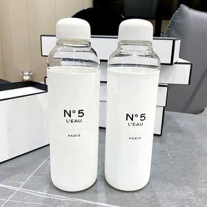 Designer No 5 LEAU Glass Water Bottles 590ml Cups Fashion Brand Tumblers TUMBLERS909010221R